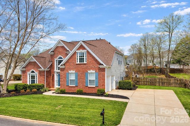 106 Honey Crisp Way, Simpsonville, SC 29681