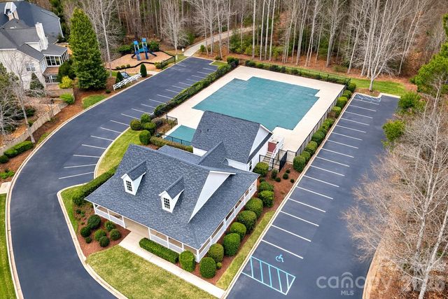 106 Honey Crisp Way, Simpsonville, SC 29681