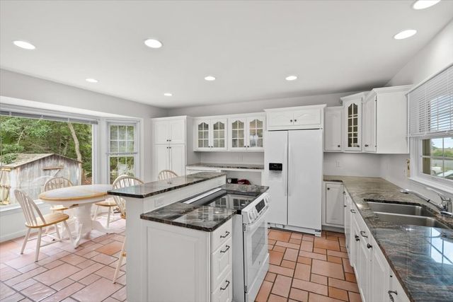 32 Niagara Lane, Yarmouth, MA 02673