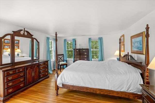 32 Niagara Lane, Yarmouth, MA 02673