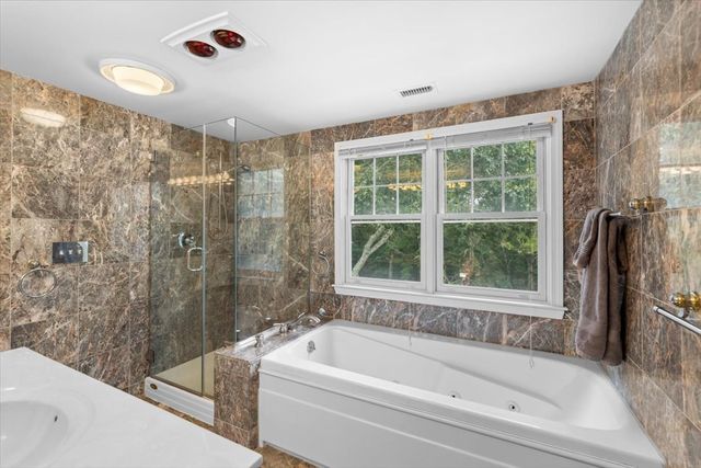 32 Niagara Lane, Yarmouth, MA 02673