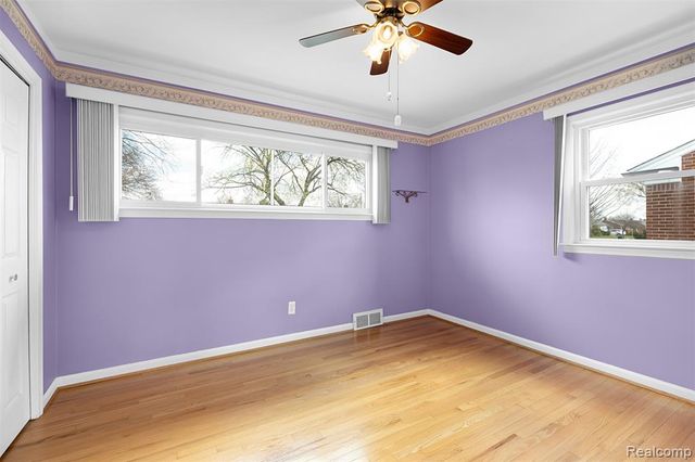 28995 Hathaway Street, Livonia, MI 48150