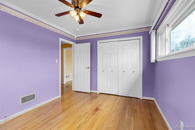 28995 Hathaway Street, Livonia, MI 48150