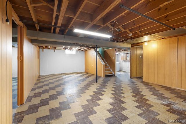 28995 Hathaway Street, Livonia, MI 48150