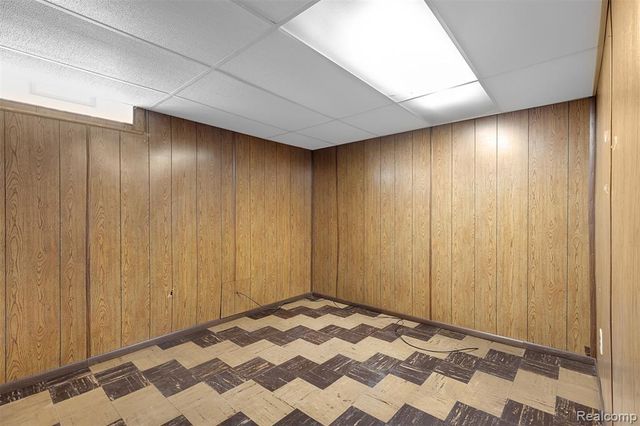 28995 Hathaway Street, Livonia, MI 48150