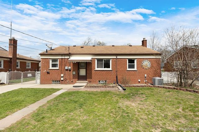 28995 Hathaway Street, Livonia, MI 48150