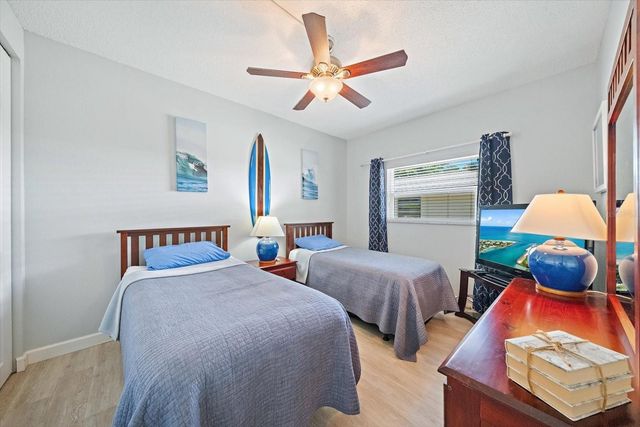 5936 DRIFTWOOD AVENUE 16, Sarasota, FL 34231
