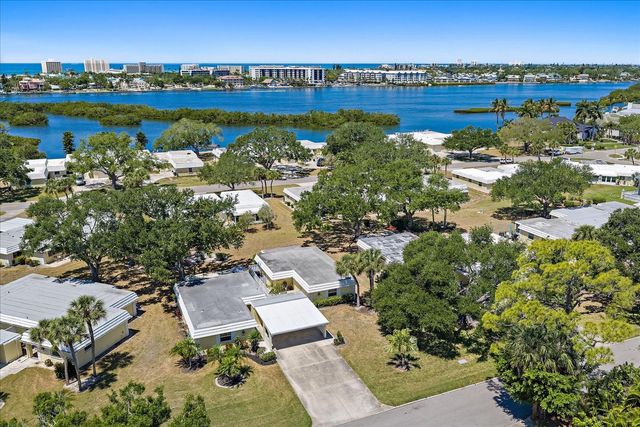 5936 DRIFTWOOD AVENUE 16, Sarasota, FL 34231