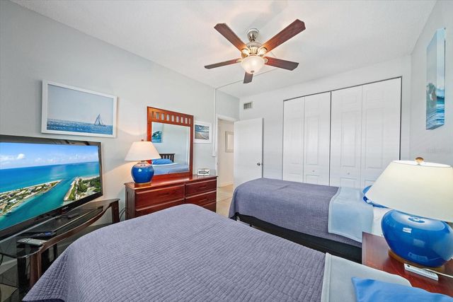 5936 DRIFTWOOD AVENUE 16, Sarasota, FL 34231