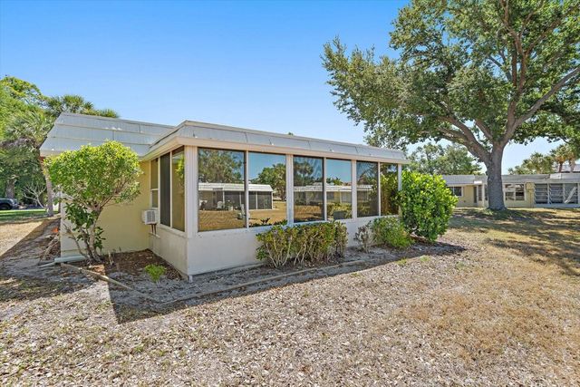 5936 DRIFTWOOD AVENUE 16, Sarasota, FL 34231