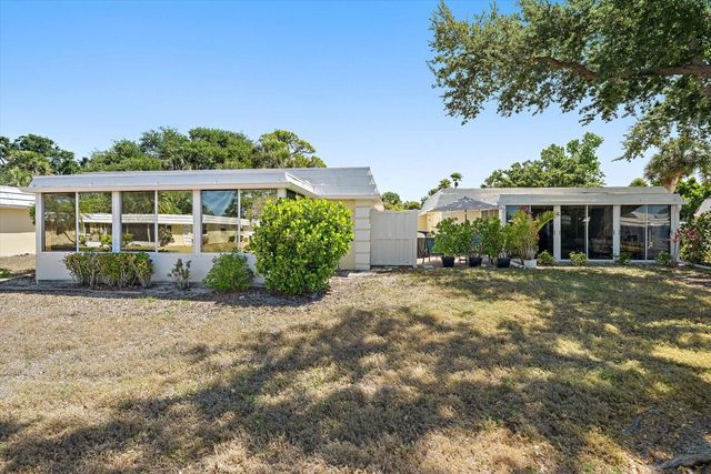 5936 DRIFTWOOD AVENUE 16, Sarasota, FL 34231