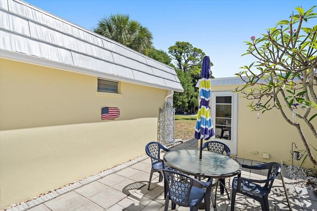 5936 DRIFTWOOD AVENUE 16, Sarasota, FL 34231