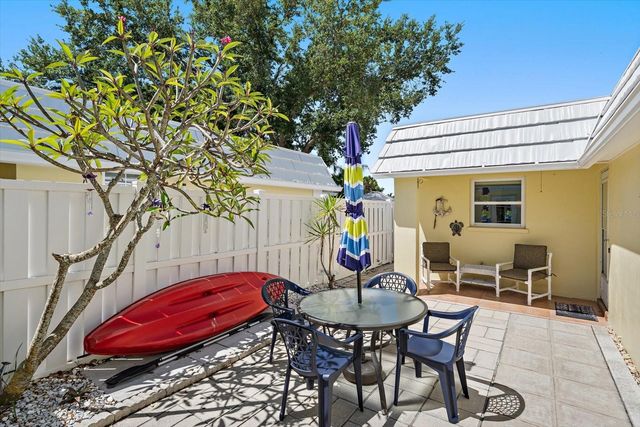 5936 DRIFTWOOD AVENUE 16, Sarasota, FL 34231