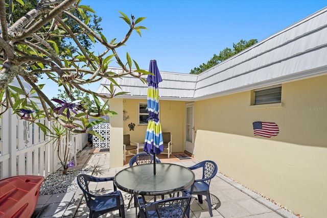 5936 DRIFTWOOD AVENUE 16, Sarasota, FL 34231