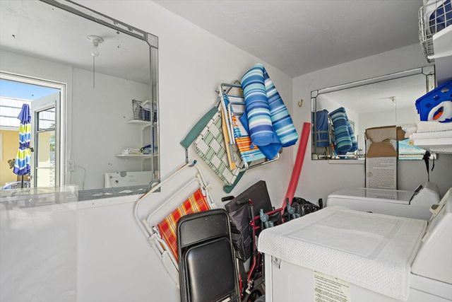 5936 DRIFTWOOD AVENUE 16, Sarasota, FL 34231