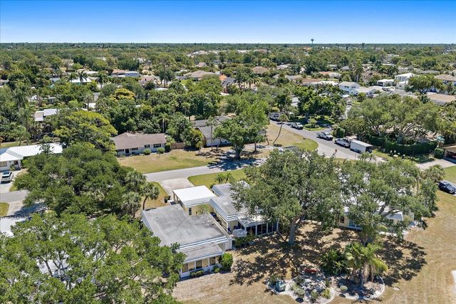 5936 DRIFTWOOD AVENUE 16, Sarasota, FL 34231