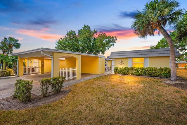 5936 DRIFTWOOD AVENUE 16, Sarasota, FL 34231