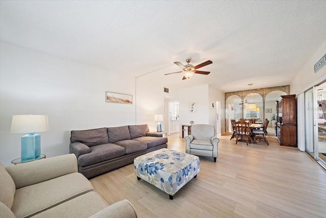 5936 DRIFTWOOD AVENUE 16, Sarasota, FL 34231