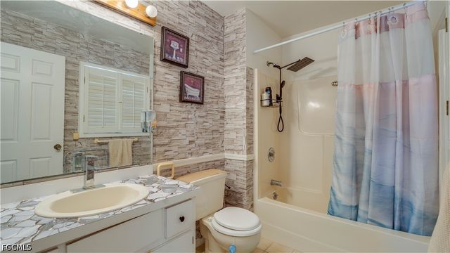 2243 Everest PKWY, Cape Coral, FL 33904