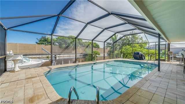 2243 Everest PKWY, Cape Coral, FL 33904