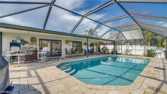 2243 Everest PKWY, Cape Coral, FL 33904