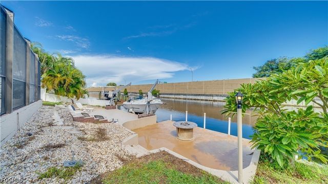 2243 Everest PKWY, Cape Coral, FL 33904