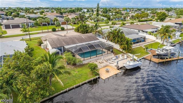 2243 Everest PKWY, Cape Coral, FL 33904