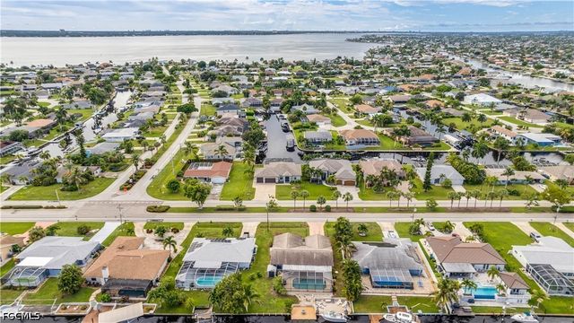 2243 Everest PKWY, Cape Coral, FL 33904