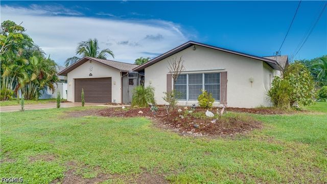 2243 Everest PKWY, Cape Coral, FL 33904