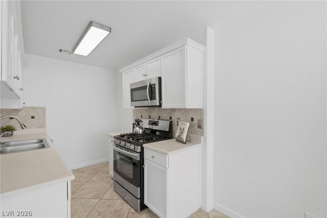 5330 East Charleston Boulevard 151, Las Vegas, NV 89142