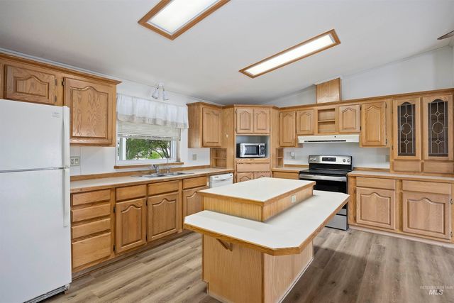 910 Moon Glo Rd 89, Buhl, ID 83316