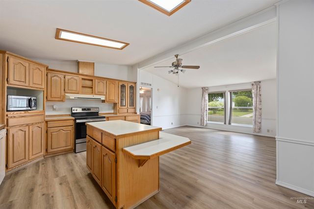 910 Moon Glo Rd 89, Buhl, ID 83316