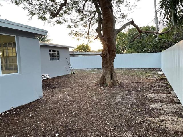 841 NE 51st Street, Pompano Beach, FL 33064