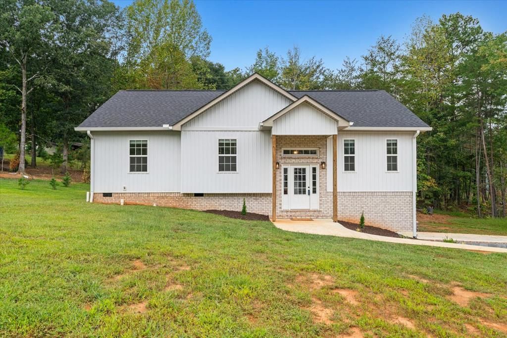 38 Earls Way, Chatsworth, GA 30705