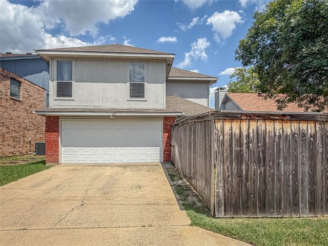 573 Lake Forest Drive, Coppell, TX 75019