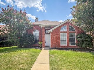 573 Lake Forest Drive, Coppell, TX 75019