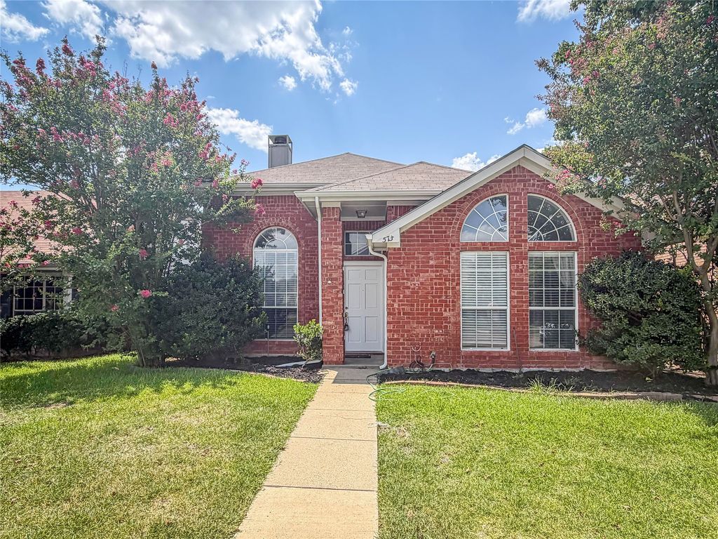 573 Lake Forest Drive, Coppell, TX 75019