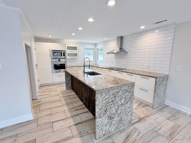 955 COUNTRY CLUB RD, Somerville, TN 38068