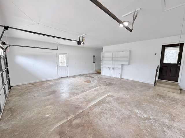 955 COUNTRY CLUB RD, Somerville, TN 38068