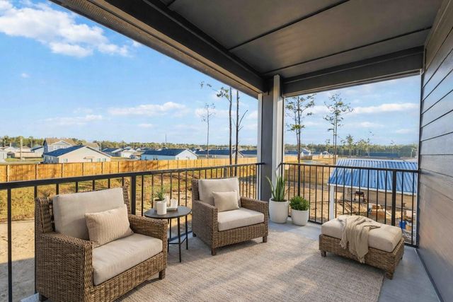 18611 Ratho Drive, Conroe, TX 77306