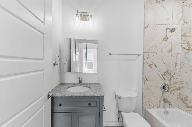 18611 Ratho Drive, Conroe, TX 77306