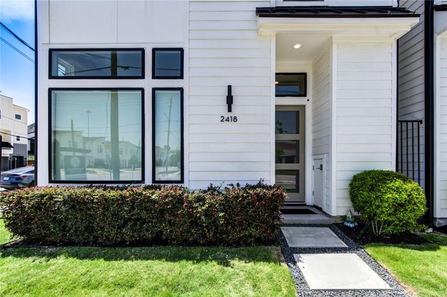 2418 Gray Street, Houston, TX 77003