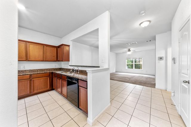 7675 Dragon Pearls Lane, Conroe, TX 77304