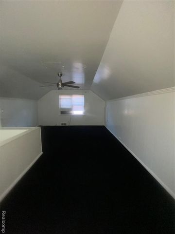 16207 Biltmore Street, Detroit, MI 48235