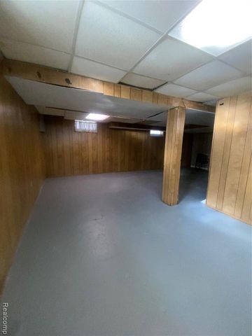 16207 Biltmore Street, Detroit, MI 48235