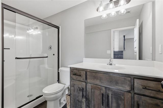 802 Wright Street, Pleasant Hill, MO 64080