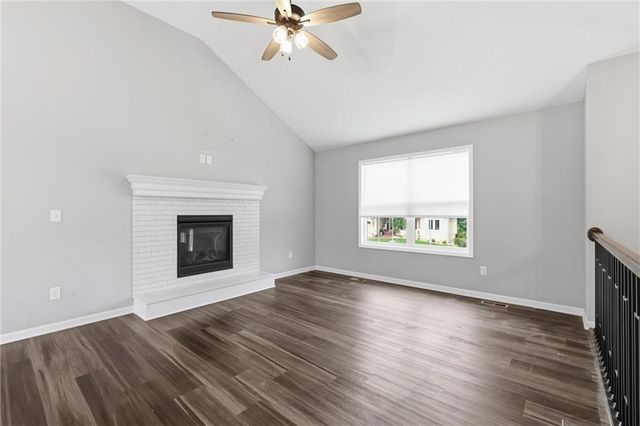 802 Wright Street, Pleasant Hill, MO 64080
