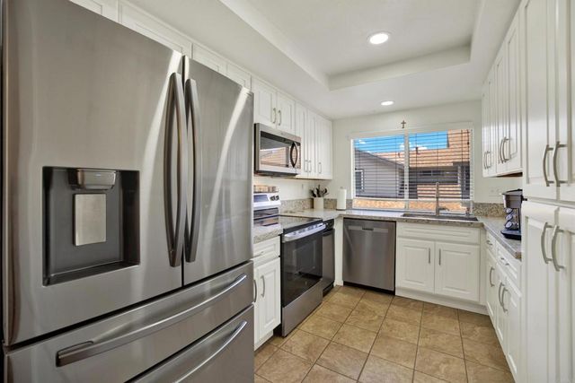 3218 Old Bridgeport way, San Diego, CA 92111
