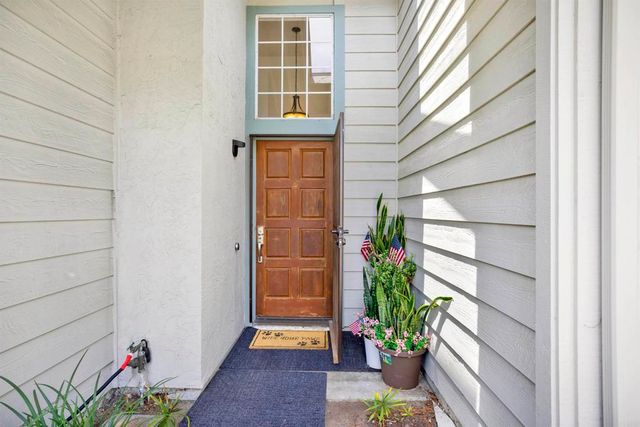 3218 Old Bridgeport way, San Diego, CA 92111