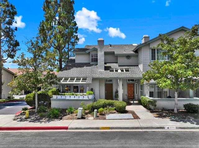 3218 Old Bridgeport way, San Diego, CA 92111